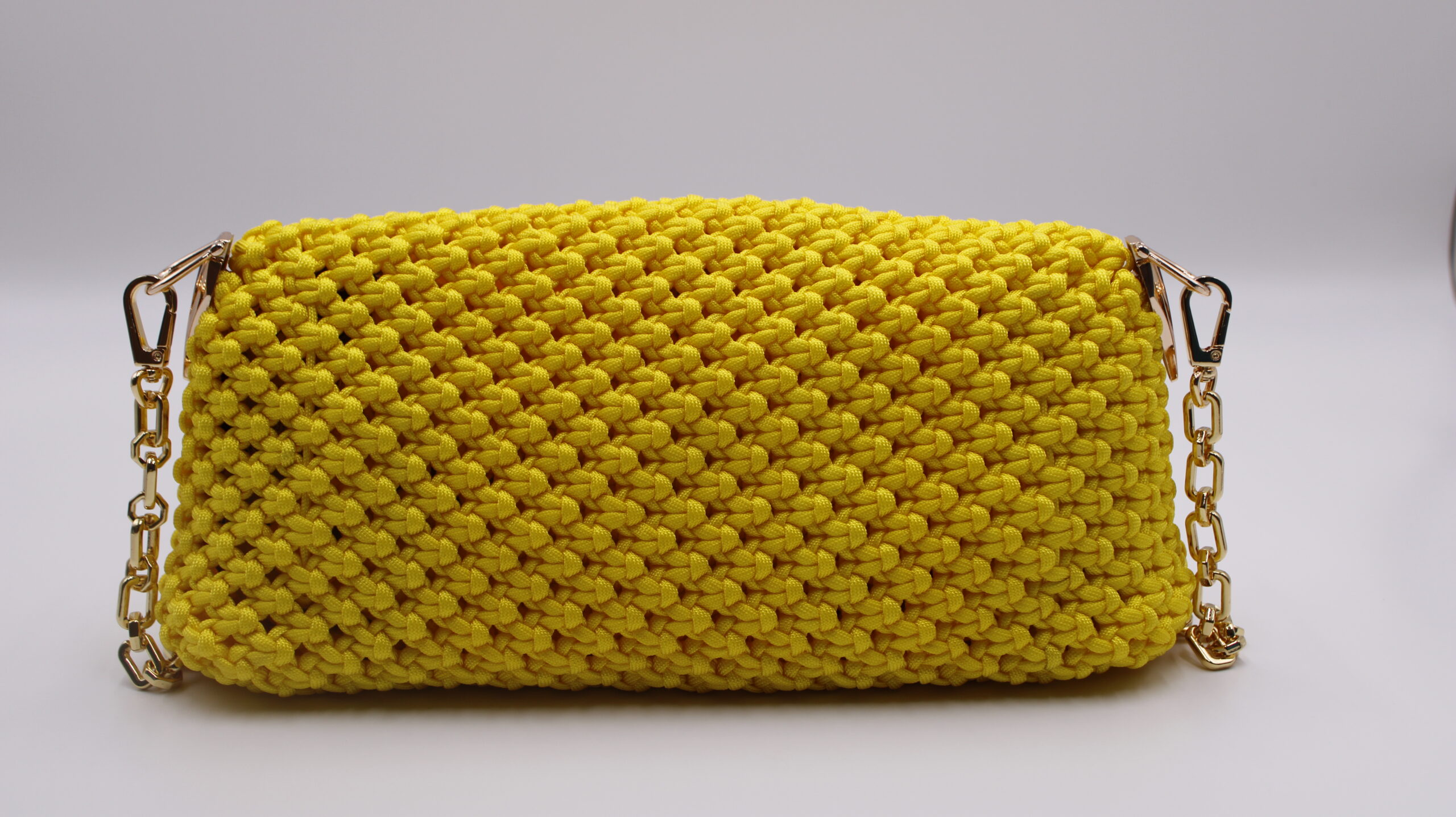 YELLOW PURSE 100% HAN-WOVEN