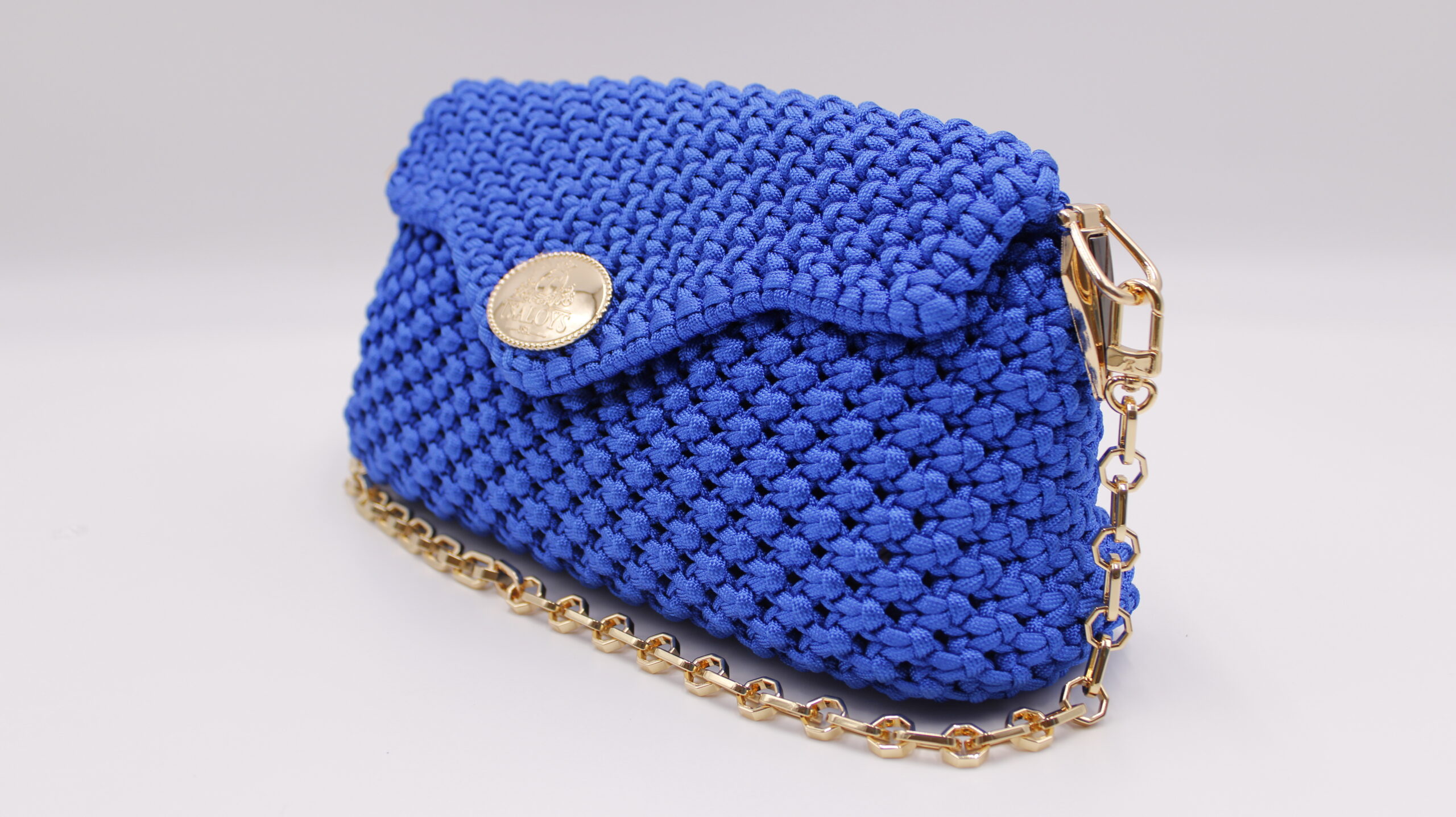 BLUE PURSE 100% HAN-WOVEN