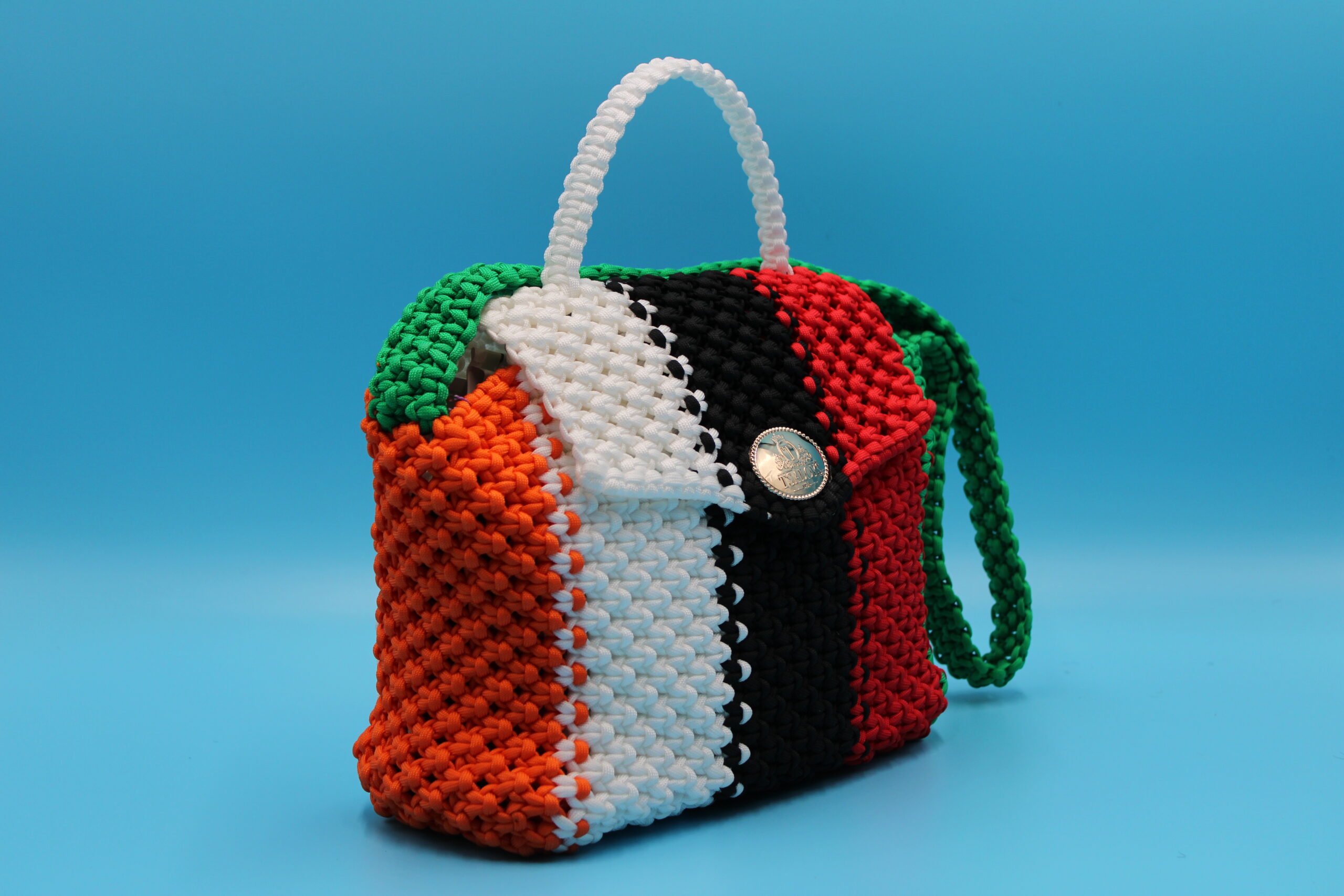 ABUI NYOL MULTICOLORS  100% HAND-WOVEN WITH THE SMALL INTERNAL POCKET