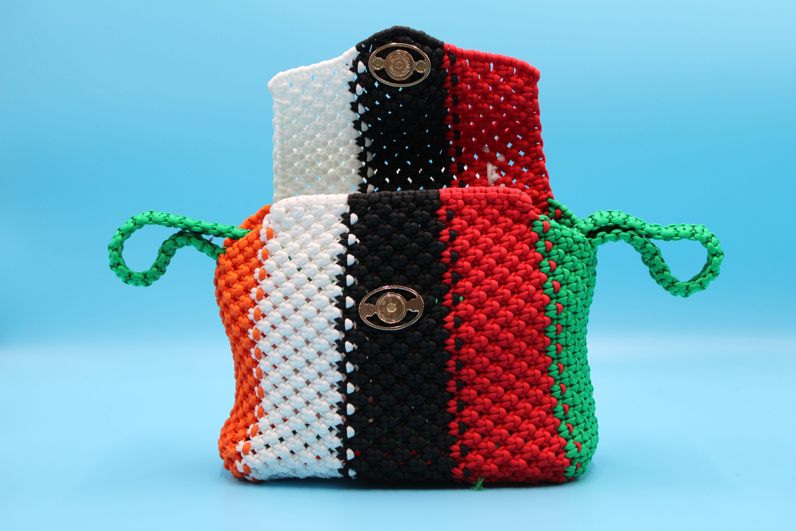 ABUI NYOL MULTICOLORS  100% HAND-WOVEN WITH THE SMALL INTERNAL POCKET