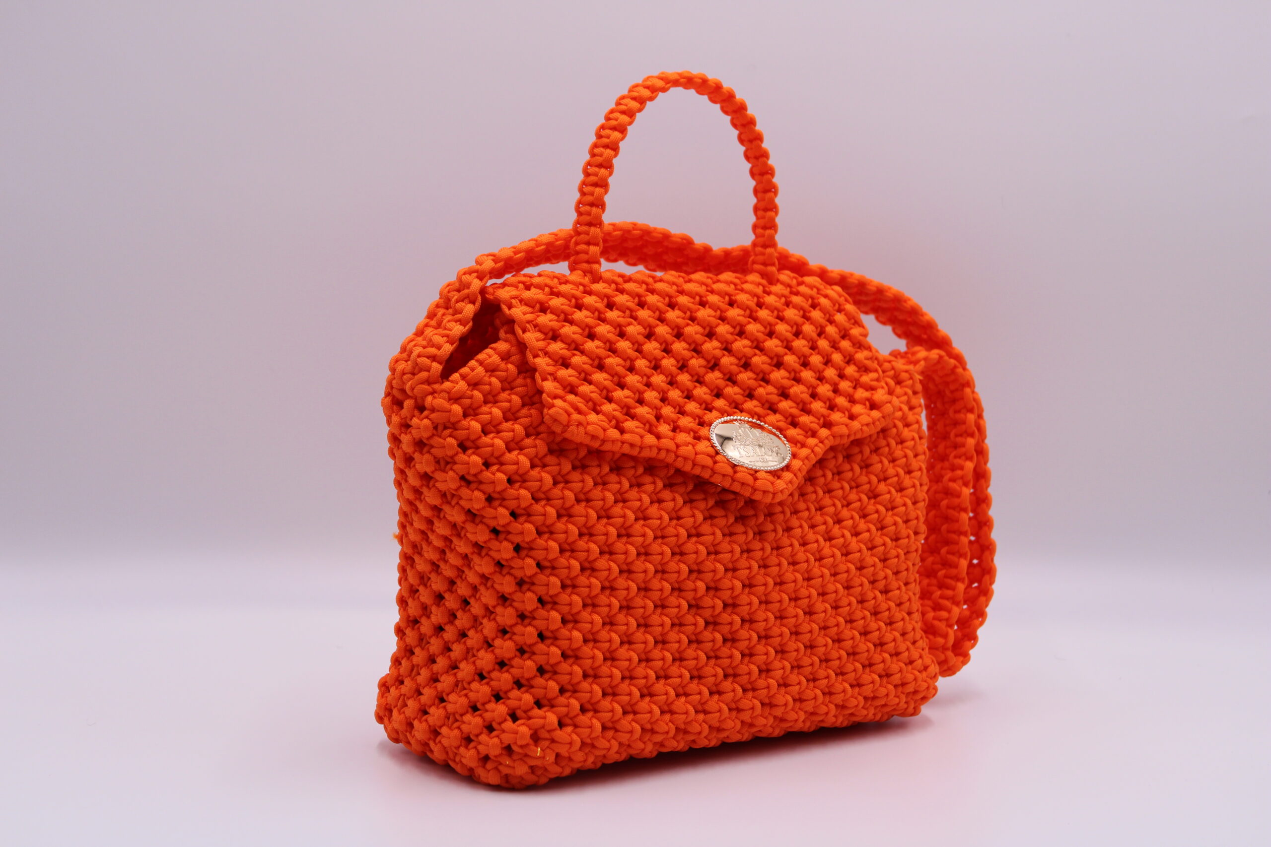 MANDARINE ORANGE COLOR 100% HAND-WOVEN WITH THE SMALL INTERNAL POCKET
