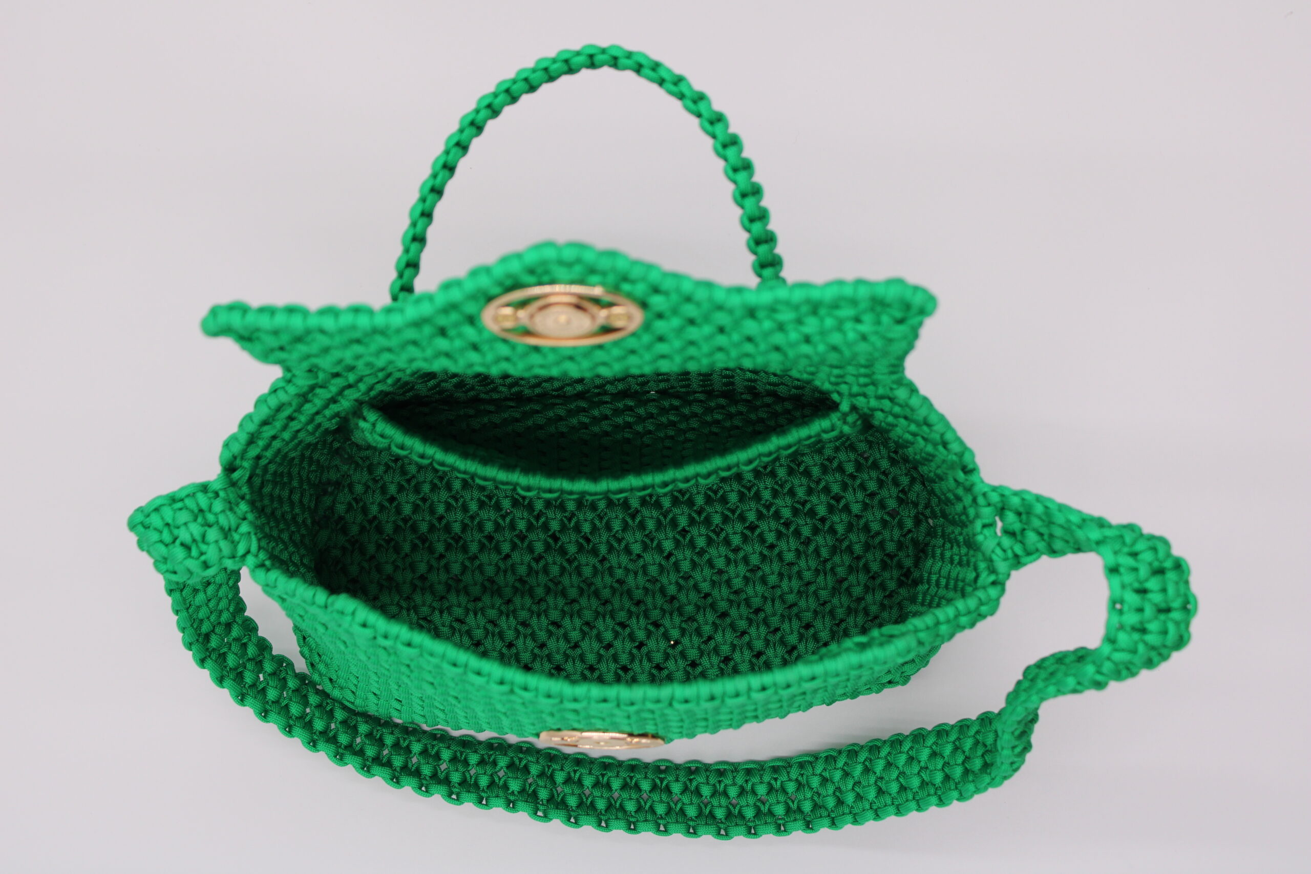 NDIM EPAN GREEN 100% HAND-WOVEN WITH THE SMALL INTERNAL POCKET