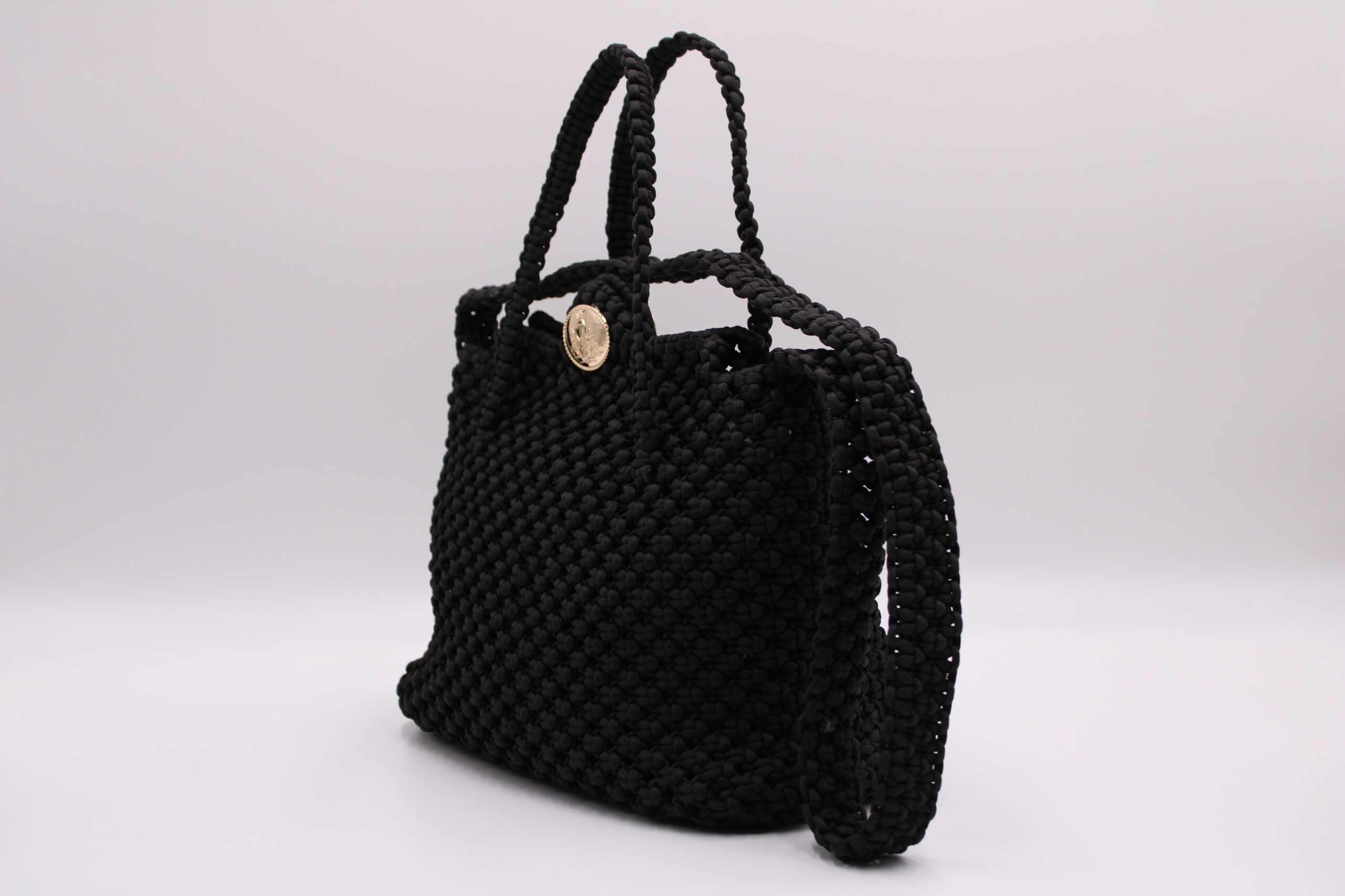 ICONIC MIDSIZED BLACK COLOR 100% HANDWOVEN