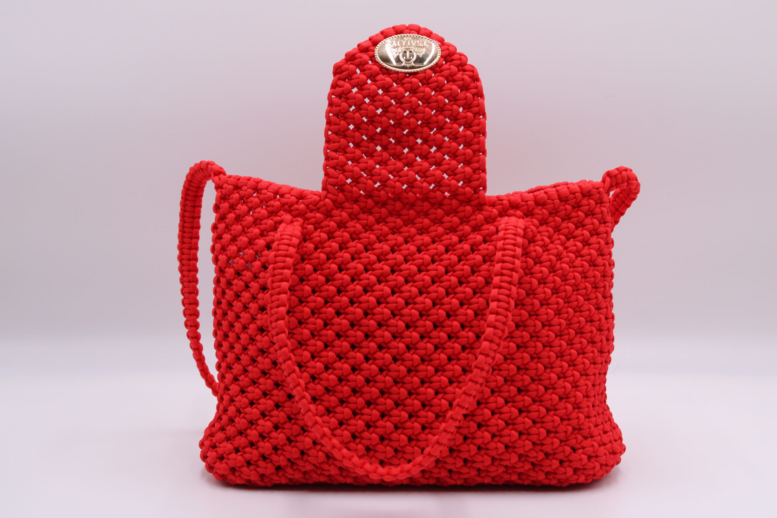 TOTE BAG RED COLOR WITH HALF CLOSED TOP 100% HAND-WOVEN WITH THE SMALL INTERNAL POCKET