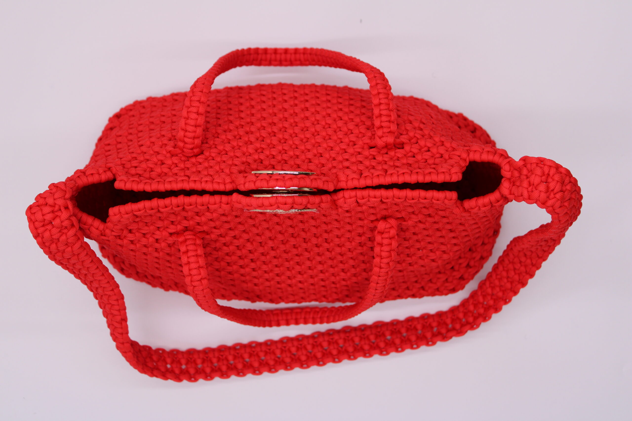 SANAGA MARITIME RED MIDSIZED 100% hand-woven