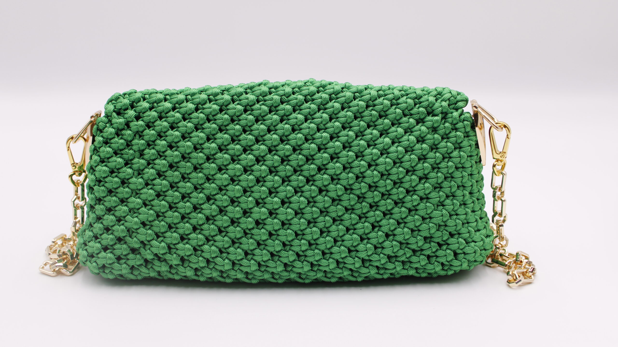GREEN PURSE 100% HAN-WOVEN